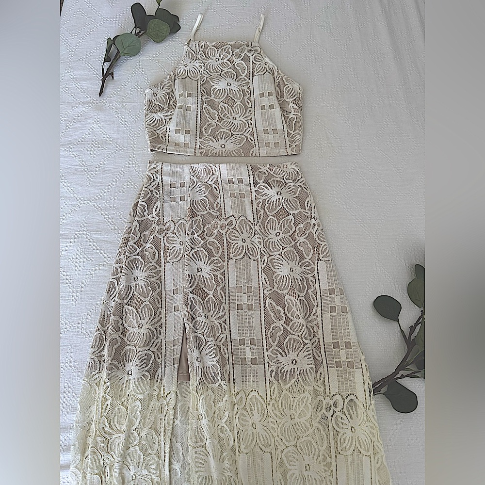 Lulus Cream Lace Two-piece Skirt Set